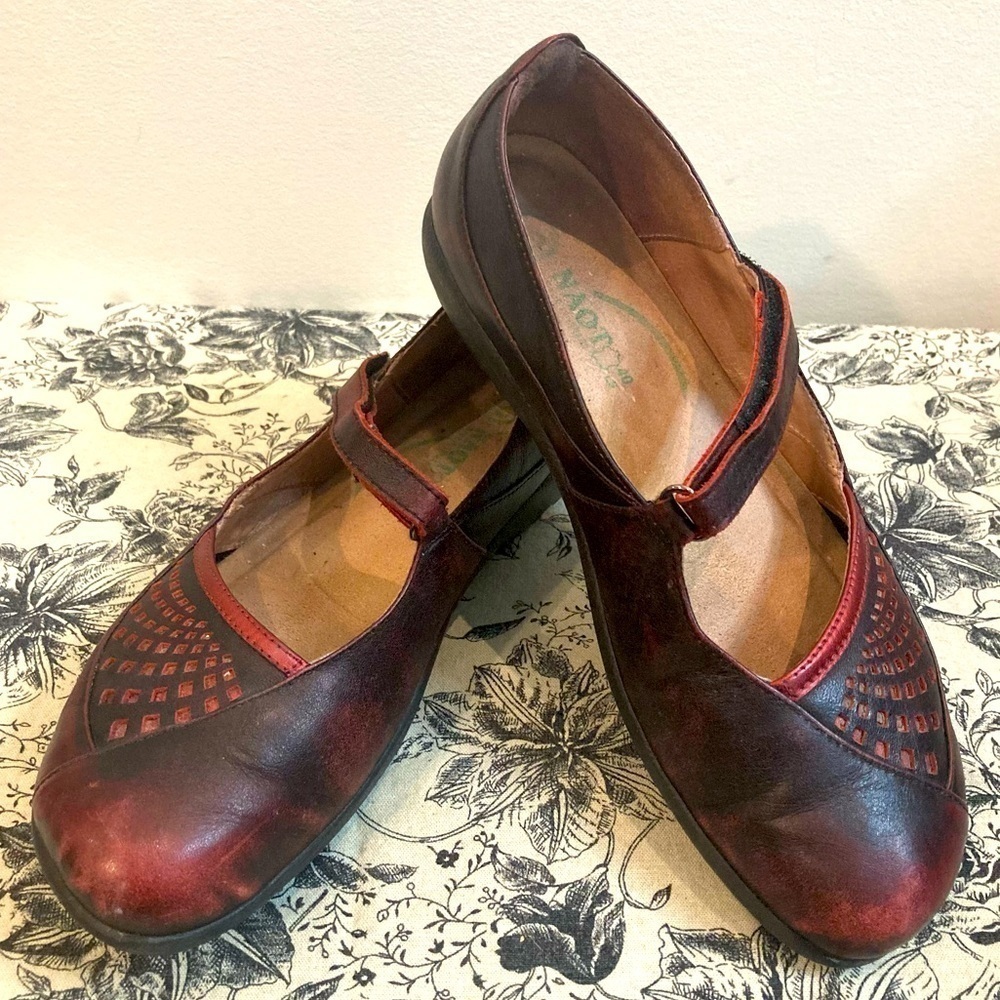 NAOT Sz 40 Distressed Squarish Toe Laser Cut Out Velcro Closure Mary Janes Shoes